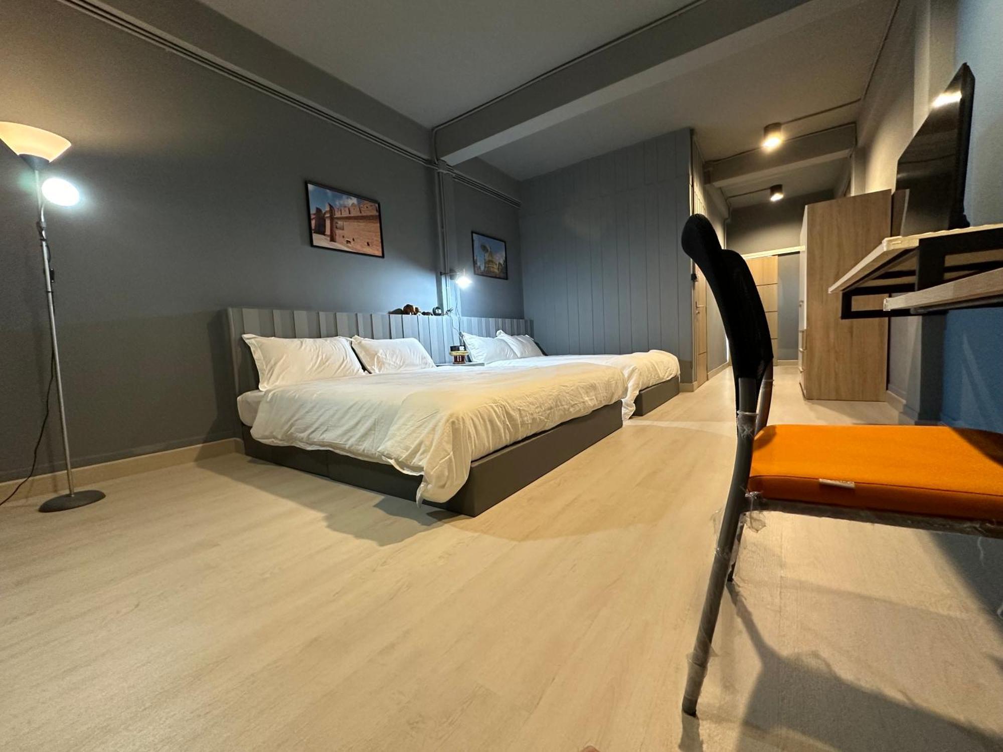 Nhà khách Chiangmai Vibe, House, 7 Mins To Bts, Center, Private In Sathon, Private Bathroom, Bangkok, Thailand Bangkok